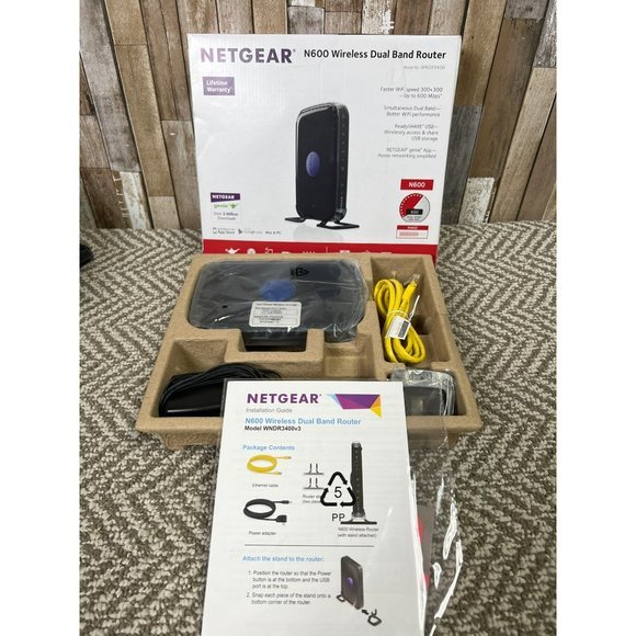 NETGEAR Wireless Dual Band Router - Picture 2 of 5